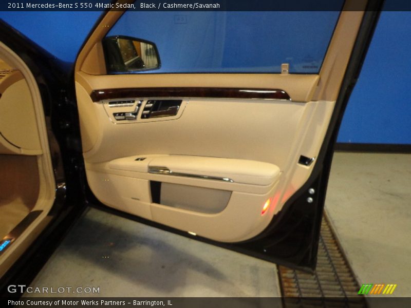 Black / Cashmere/Savanah 2011 Mercedes-Benz S 550 4Matic Sedan
