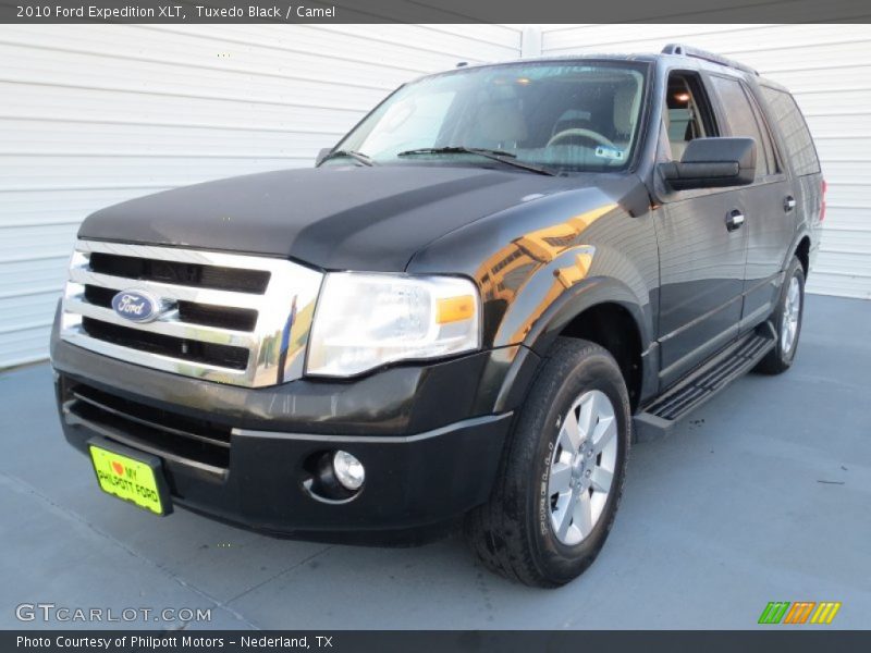 Tuxedo Black / Camel 2010 Ford Expedition XLT