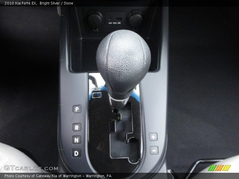 Bright Silver / Stone 2010 Kia Forte EX