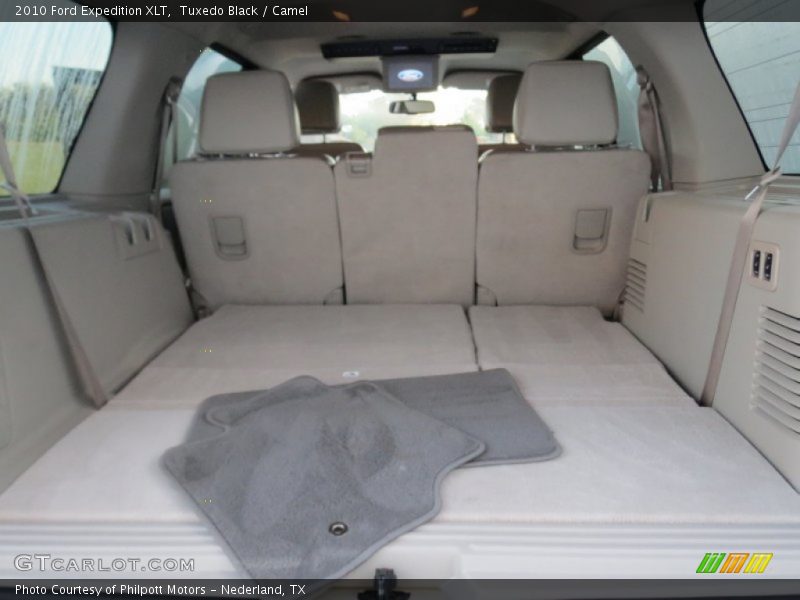 Tuxedo Black / Camel 2010 Ford Expedition XLT
