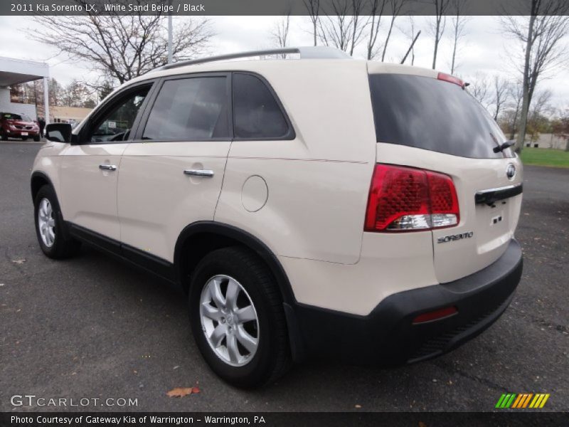 White Sand Beige / Black 2011 Kia Sorento LX