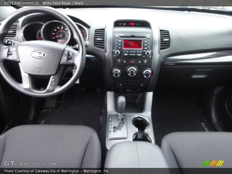 White Sand Beige / Black 2011 Kia Sorento LX