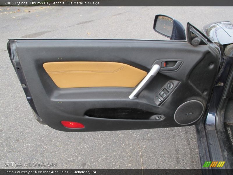 Door Panel of 2006 Tiburon GT