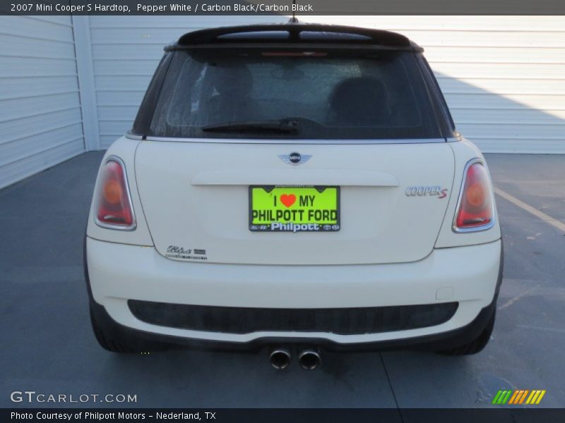 Pepper White / Carbon Black/Carbon Black 2007 Mini Cooper S Hardtop