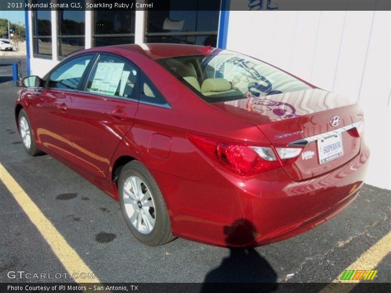 Sparkling Ruby / Camel 2013 Hyundai Sonata GLS