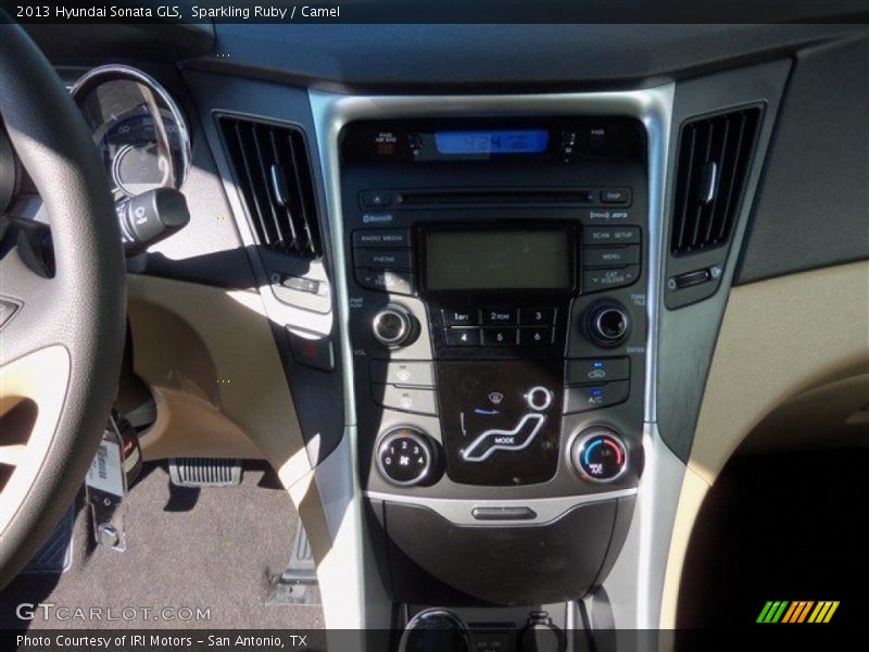 Sparkling Ruby / Camel 2013 Hyundai Sonata GLS