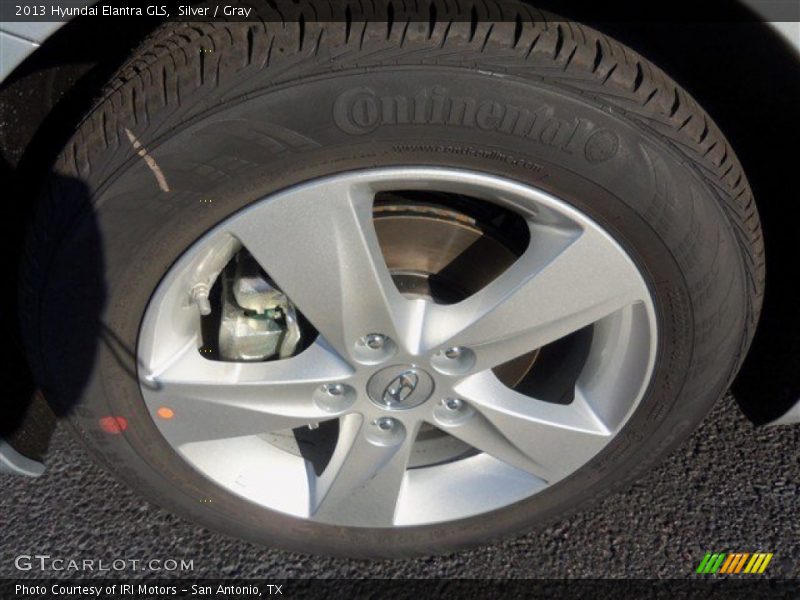 Silver / Gray 2013 Hyundai Elantra GLS