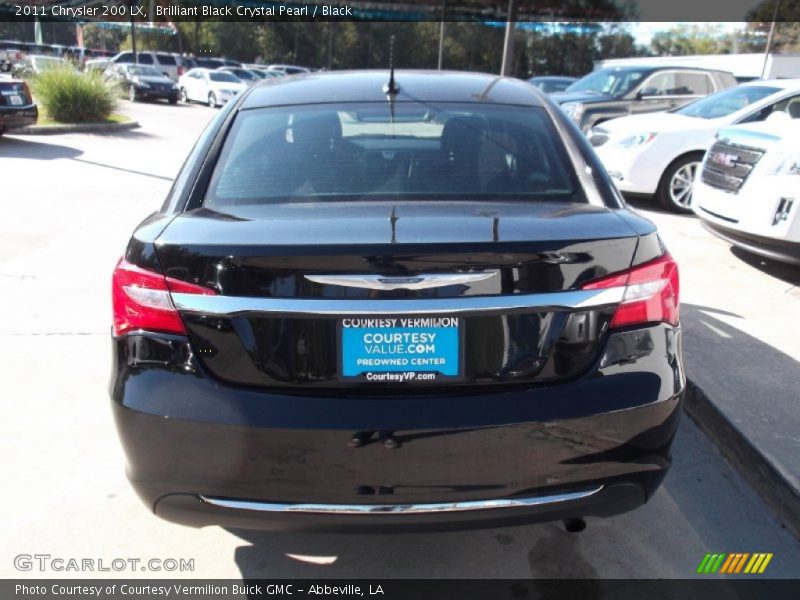 Brilliant Black Crystal Pearl / Black 2011 Chrysler 200 LX