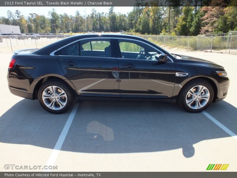 Tuxedo Black Metallic / Charcoal Black 2013 Ford Taurus SEL