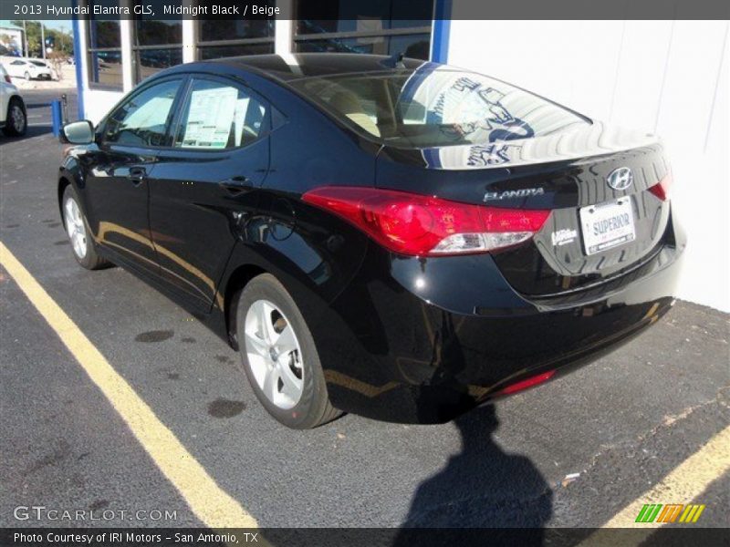 Midnight Black / Beige 2013 Hyundai Elantra GLS