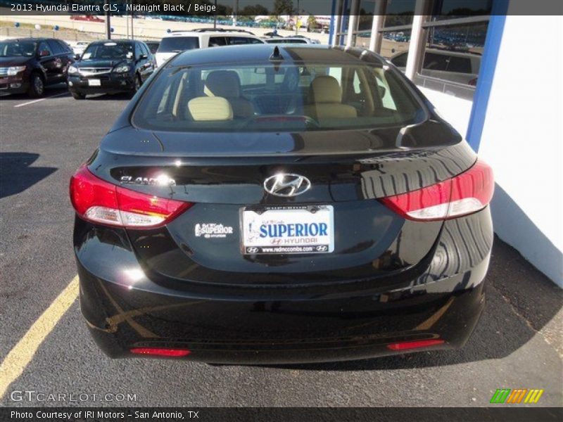 Midnight Black / Beige 2013 Hyundai Elantra GLS