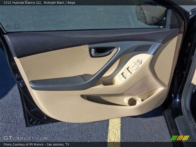 Midnight Black / Beige 2013 Hyundai Elantra GLS