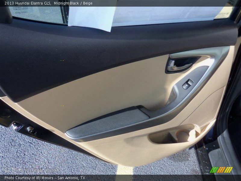 Midnight Black / Beige 2013 Hyundai Elantra GLS