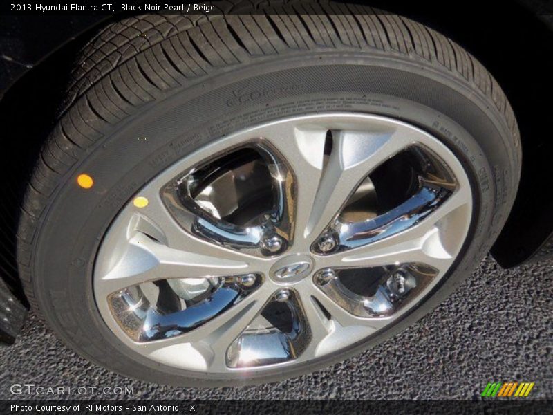 Black Noir Pearl / Beige 2013 Hyundai Elantra GT