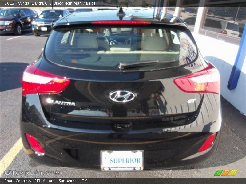Black Noir Pearl / Beige 2013 Hyundai Elantra GT