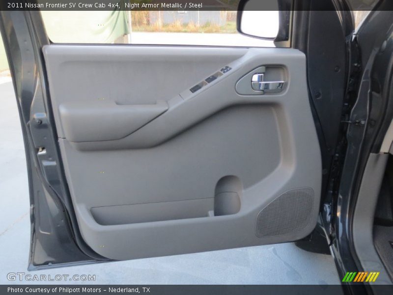 Door Panel of 2011 Frontier SV Crew Cab 4x4