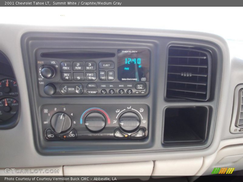 Summit White / Graphite/Medium Gray 2001 Chevrolet Tahoe LT