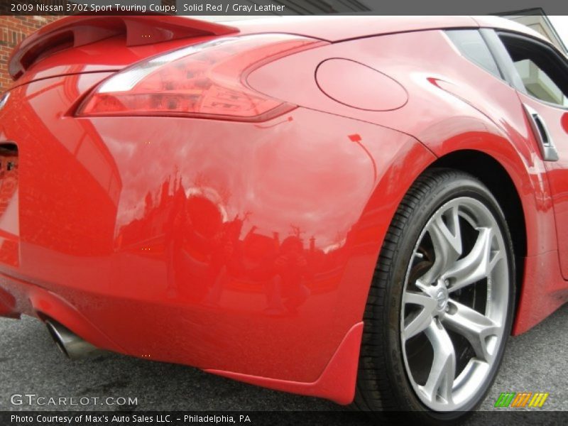 Solid Red / Gray Leather 2009 Nissan 370Z Sport Touring Coupe