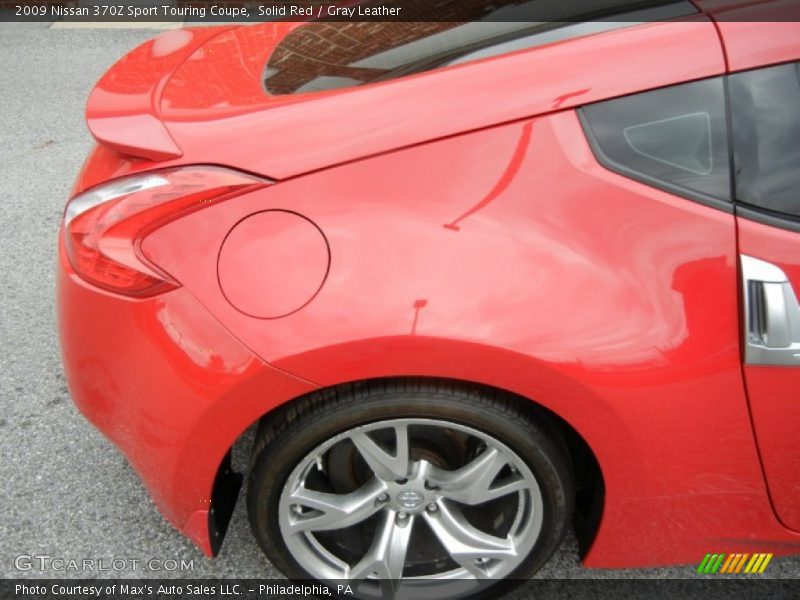 Solid Red / Gray Leather 2009 Nissan 370Z Sport Touring Coupe