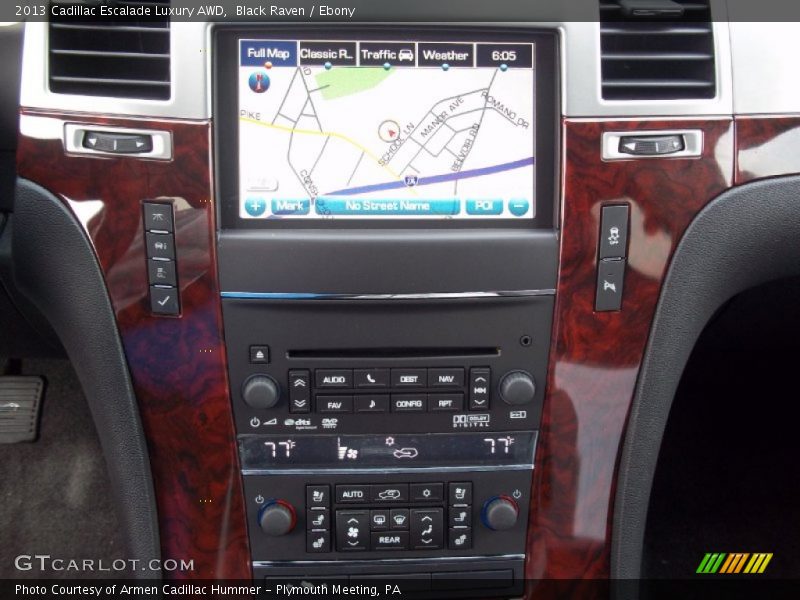 Controls of 2013 Escalade Luxury AWD