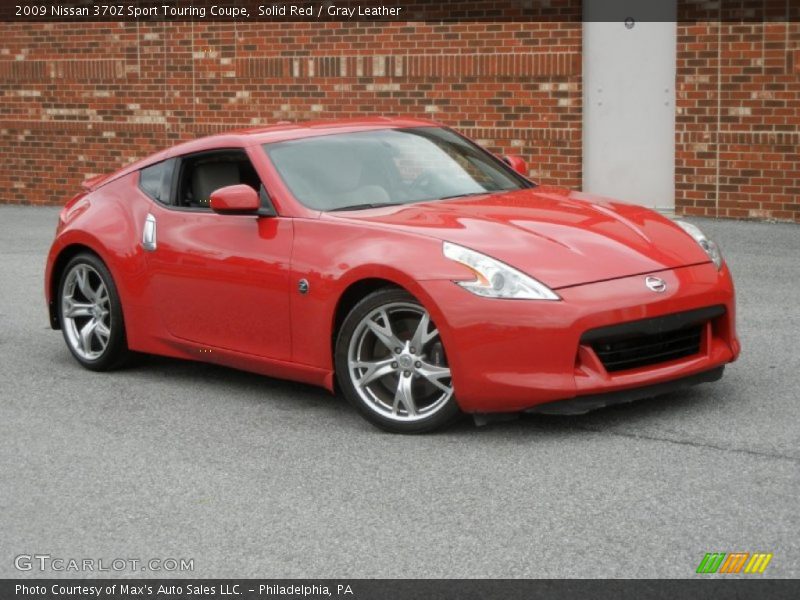 Front 3/4 View of 2009 370Z Sport Touring Coupe