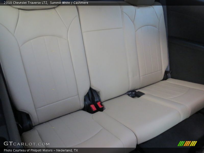 Summit White / Cashmere 2010 Chevrolet Traverse LTZ