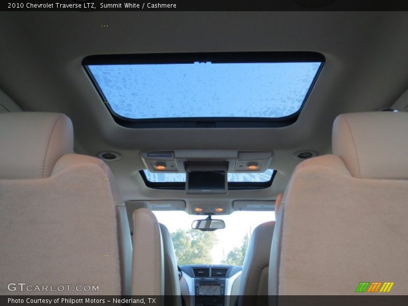 Summit White / Cashmere 2010 Chevrolet Traverse LTZ