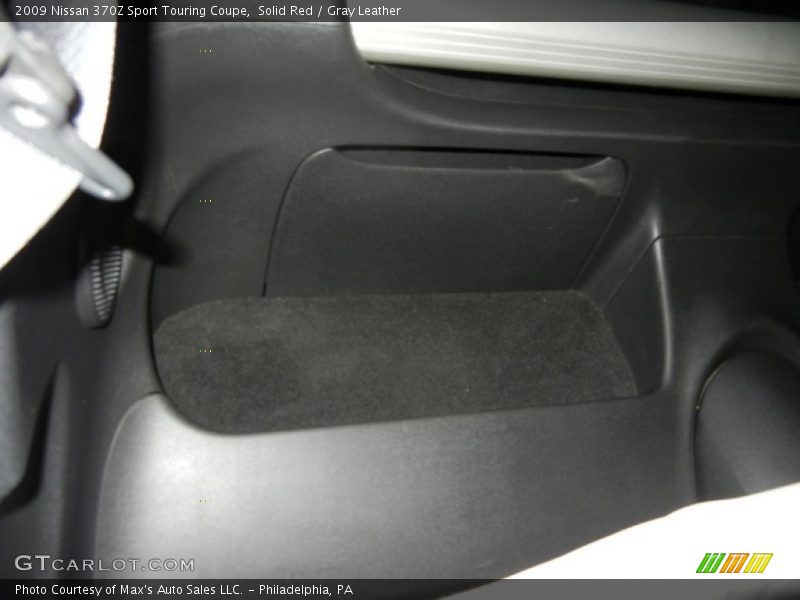Solid Red / Gray Leather 2009 Nissan 370Z Sport Touring Coupe