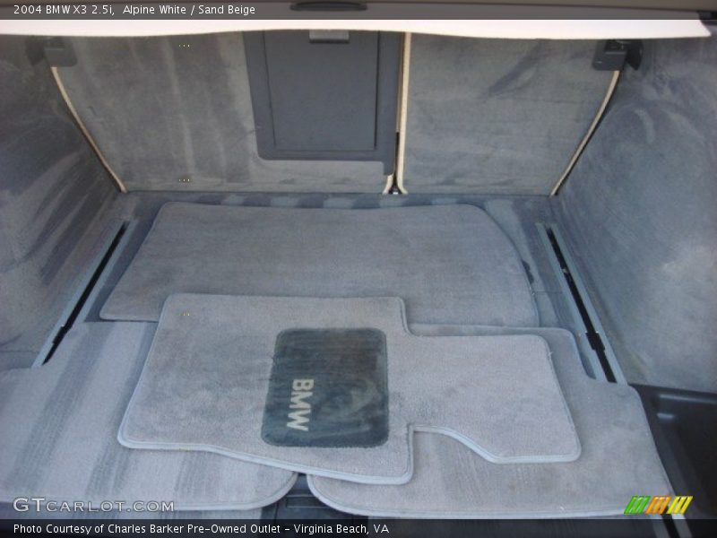 Alpine White / Sand Beige 2004 BMW X3 2.5i