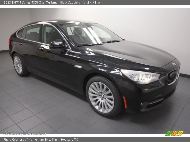 Front 3/4 View of 2013 5 Series 535i Gran Turismo
