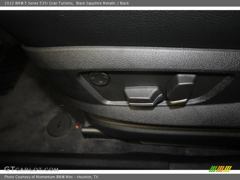 Controls of 2013 5 Series 535i Gran Turismo