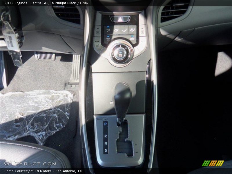 Midnight Black / Gray 2013 Hyundai Elantra GLS