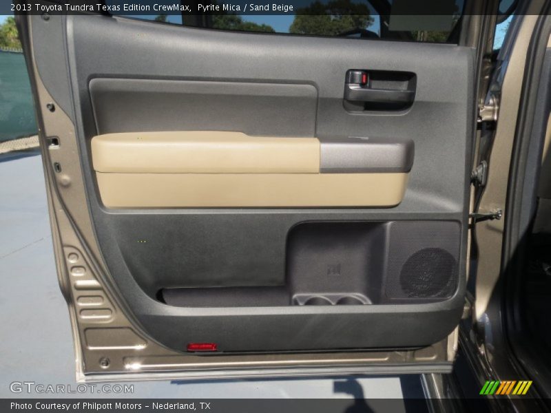 Door Panel of 2013 Tundra Texas Edition CrewMax