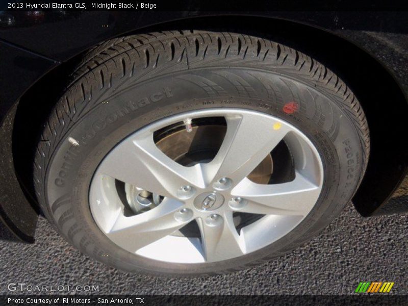 Midnight Black / Beige 2013 Hyundai Elantra GLS