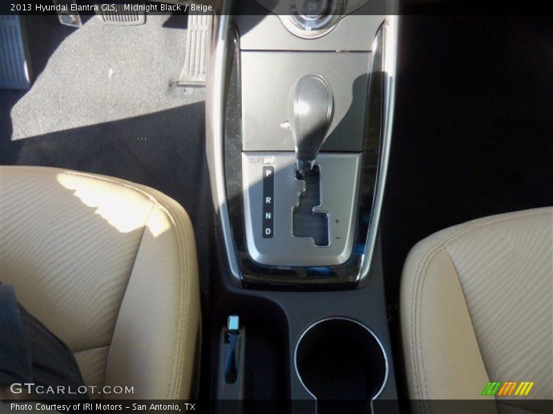 Midnight Black / Beige 2013 Hyundai Elantra GLS