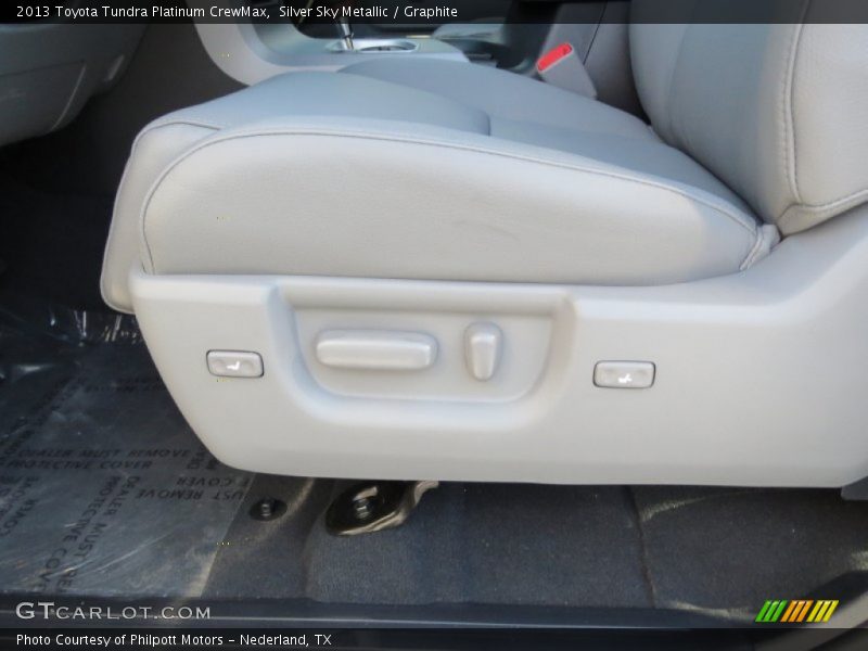 Silver Sky Metallic / Graphite 2013 Toyota Tundra Platinum CrewMax