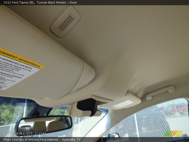 Tuxedo Black Metallic / Dune 2013 Ford Taurus SEL