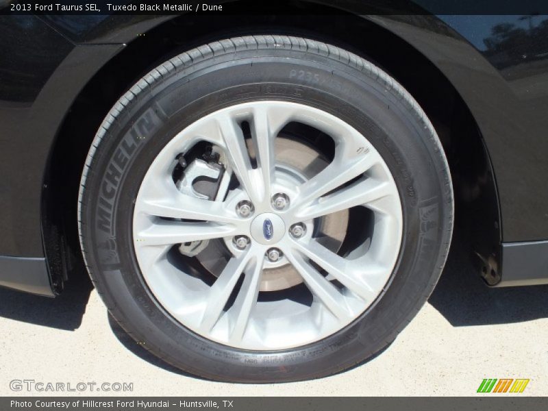 Tuxedo Black Metallic / Dune 2013 Ford Taurus SEL
