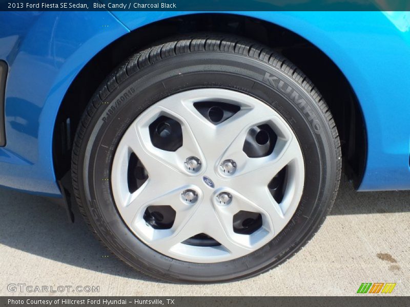  2013 Fiesta SE Sedan Wheel