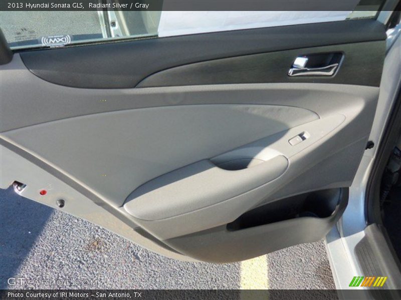 Radiant Silver / Gray 2013 Hyundai Sonata GLS