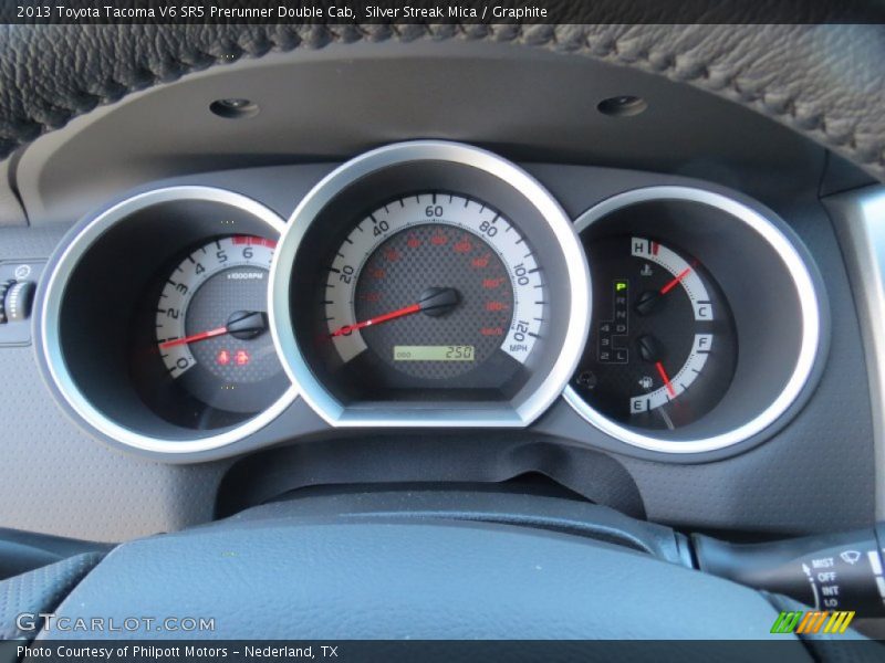 Silver Streak Mica / Graphite 2013 Toyota Tacoma V6 SR5 Prerunner Double Cab