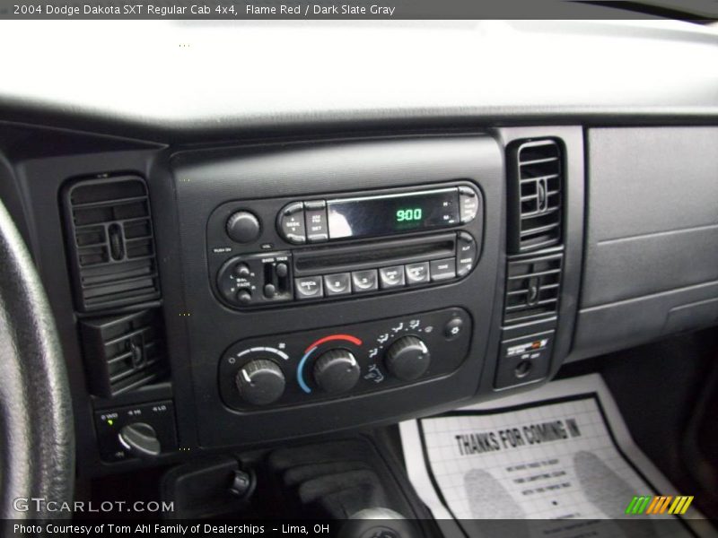 Flame Red / Dark Slate Gray 2004 Dodge Dakota SXT Regular Cab 4x4