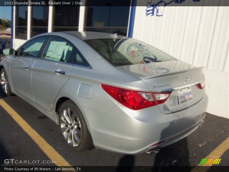 Radiant Silver / Gray 2013 Hyundai Sonata SE