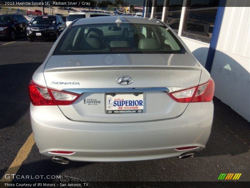 Radiant Silver / Gray 2013 Hyundai Sonata SE