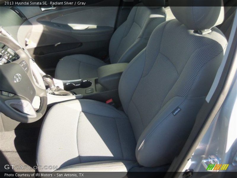 Radiant Silver / Gray 2013 Hyundai Sonata SE
