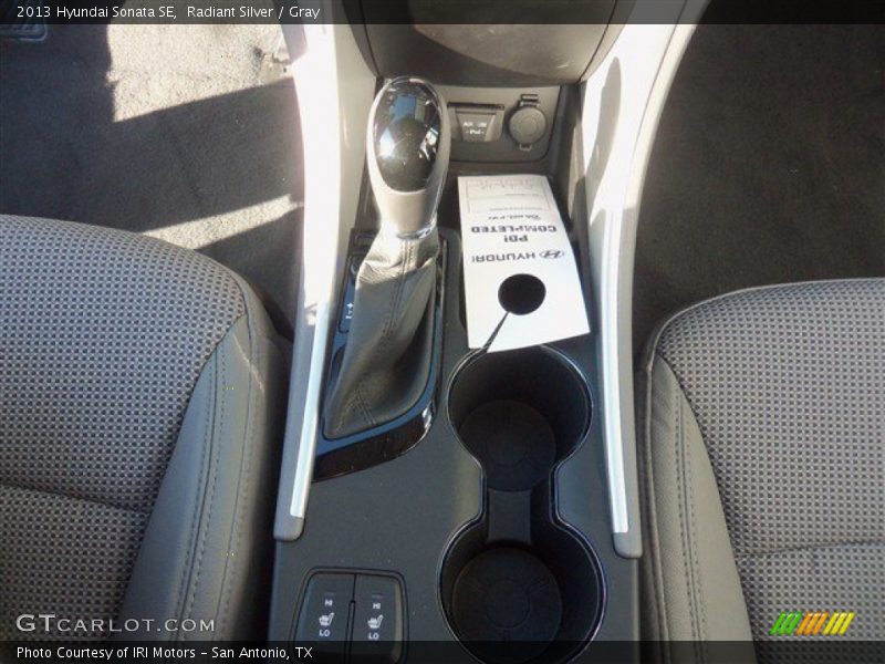 Radiant Silver / Gray 2013 Hyundai Sonata SE
