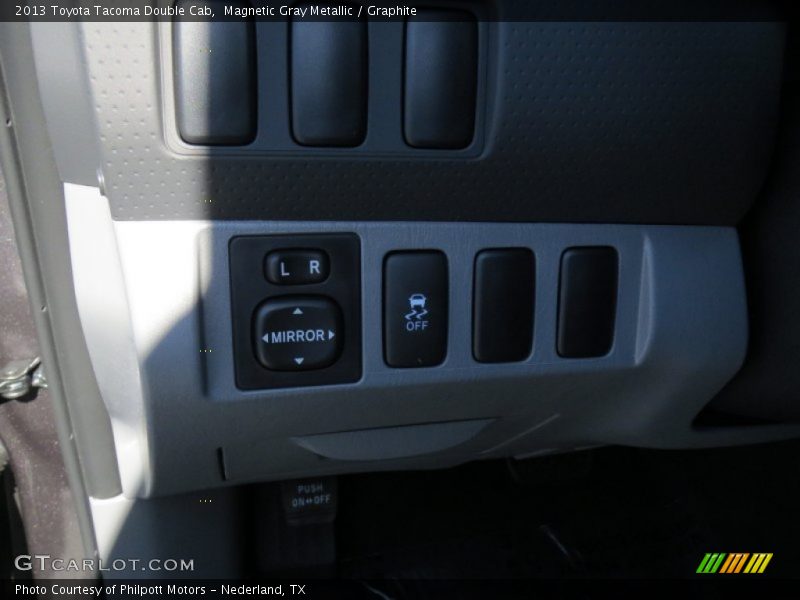 Magnetic Gray Metallic / Graphite 2013 Toyota Tacoma Double Cab