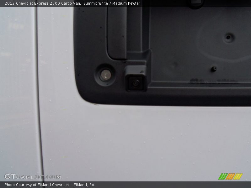 Summit White / Medium Pewter 2013 Chevrolet Express 2500 Cargo Van