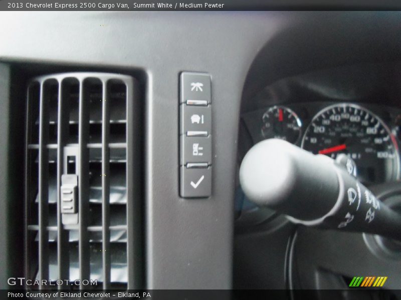 Summit White / Medium Pewter 2013 Chevrolet Express 2500 Cargo Van