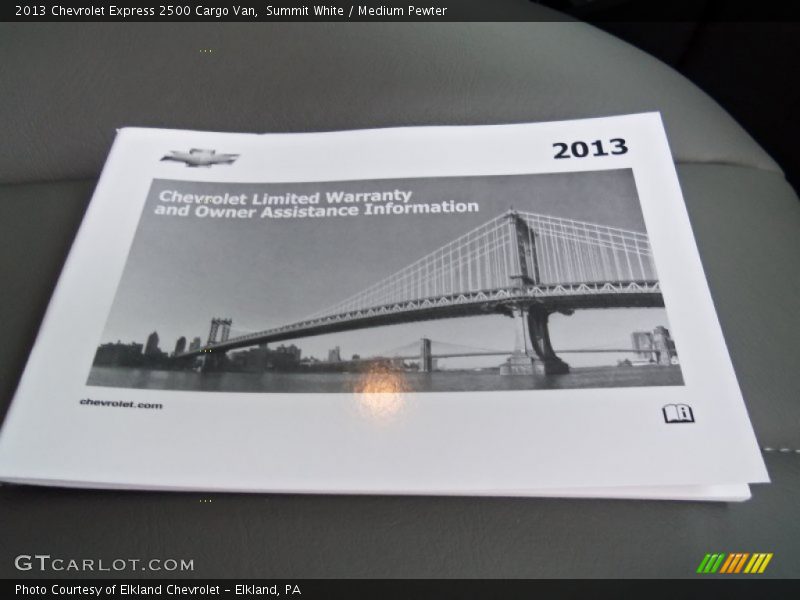 Summit White / Medium Pewter 2013 Chevrolet Express 2500 Cargo Van